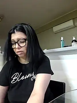 Milf Abigail online show from April 10, 1:56 am