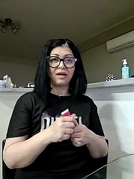 Milf Abigail online show from April 22, 1:23 am
