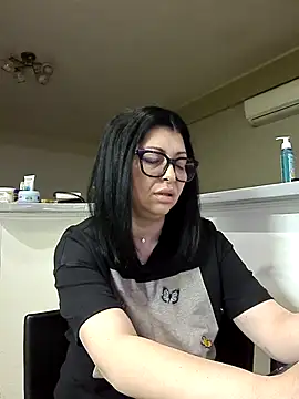 Milf Abigail online show from February 19, 3:36 am