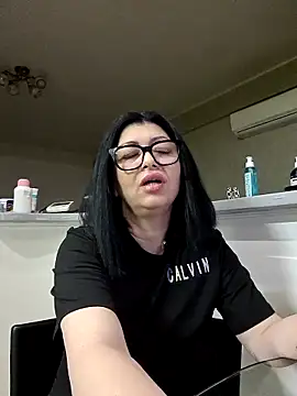 Milf Abigail online show from March 21, 3:30 am