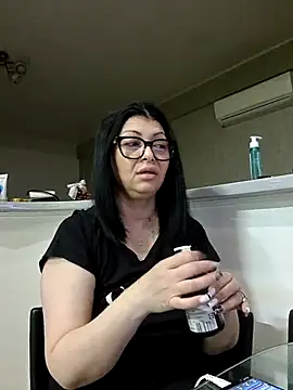 Milf Abigail online show from February 21, 2:02 am