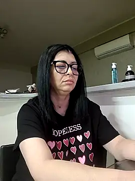 Milf Abigail online show from March 14, 2:28 am