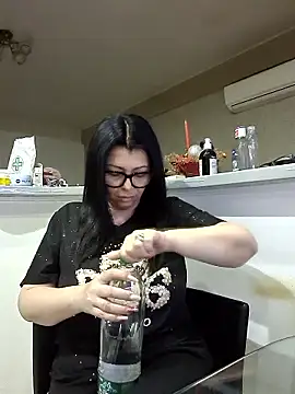 Milf Abigail online show from January 13, 1:20 am