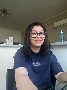 Milf Abigail online show from May 27, 5:04 am