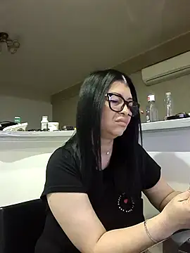 Milf Abigail online show from October 31, 3:36 am