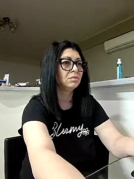 Milf Abigail online show from March 7, 2:18 am