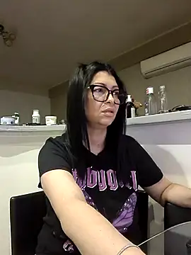 Milf Abigail online show from November 9, 11:42 pm