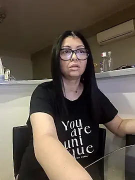 Milf Abigail online show from January 8, 1:44 am