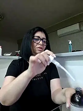 Milf Abigail online show from March 27, 2:09 am