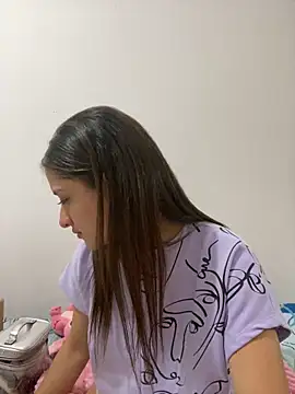 Snapshot of Alicia_ALICIA chatting on June 17, 10:52 pm Alicia ALICIA online show from June 17, 10:52 pm