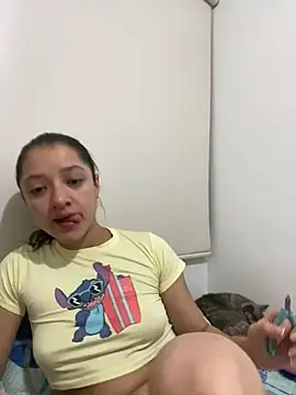 Snapshot of Alicia_ALICIA chatting on June 15, 2:56 am Alicia ALICIA online show from June 15, 2:56 am