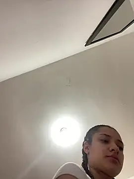 Alicia ALICIA online show from May 13, 3:46 am