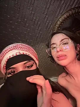 Snapshot of ORLA86 chatting on October 4, 12:23 am ORLA86 online show from October 4, 12:23 am