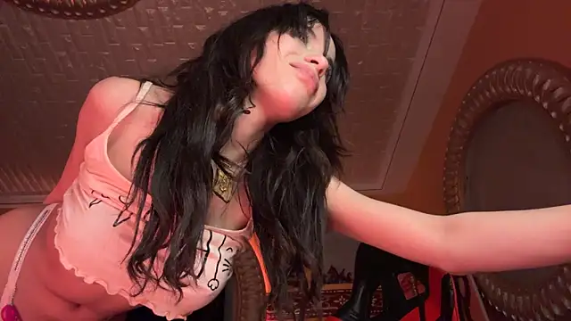 Snapshot of ORLA86 chatting on March 9, 10:41 pm ORLA86 online show from March 9, 10:41 pm