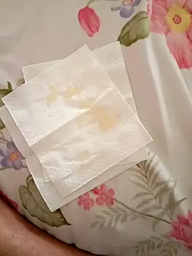 medo141414 online show from November 11, 8:20 am