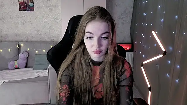 LissaCain online show from May 22, 8:18 pm