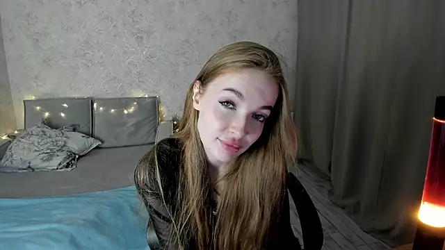 Snapshot of LissaCain chatting on September 13, 2:50 pm LissaCain online show from September 13, 2:50 pm