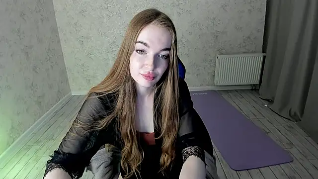 Snapshot of LissaCain chatting on February 27, 6:24 am LissaCain online show from February 27, 6:24 am