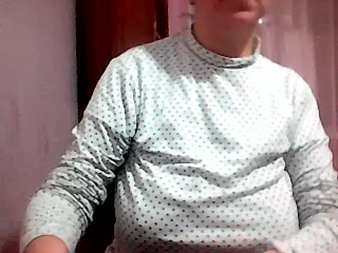 Snapshot of AnaXBerry chatting on February 21, 6:04 pm AnaXBerry online show from February 21, 6:04 pm