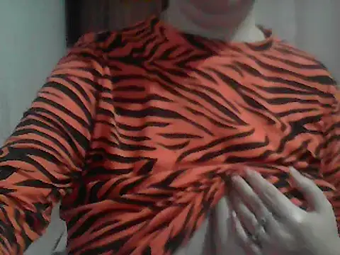 AnaXBerry online show from February 20, 6:32 pm