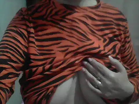 AnaXBerry online show from April 8, 6:53 pm