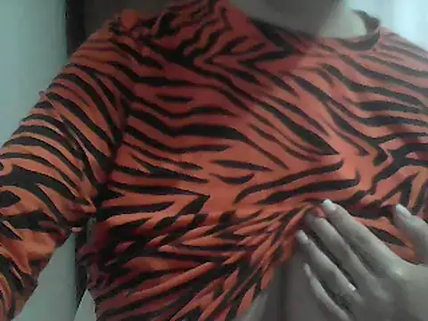 AnaXBerry online show from March 4, 6:10 am