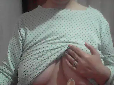 AnaXBerry online show from April 23, 6:09 pm