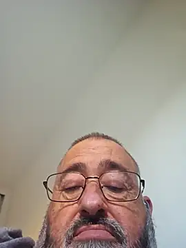 polla calientes47 online show from November 23, 3:11 pm