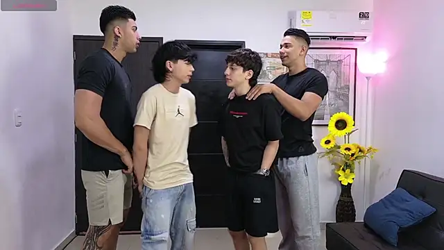 badguyss bisex online show from April 7, 11:34 am