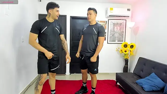 badguyss bisex online show from March 28, 11:33 am