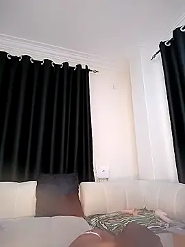 Bella kiki online show from February 19, 11:56 pm