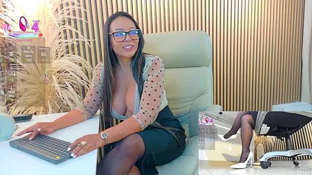 lulu 072 online show from January 10, 12:06 am