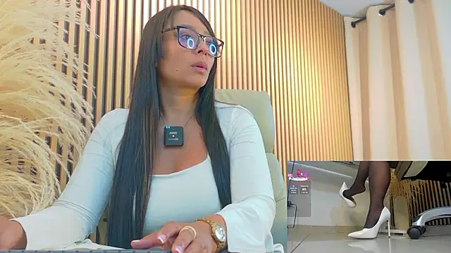 lulu 072 online show from February 5, 12:17 am