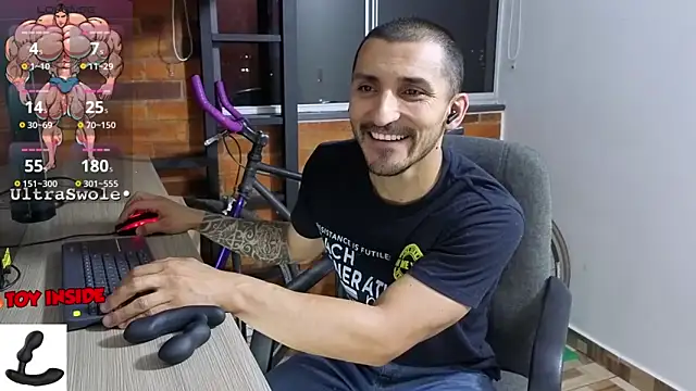 Snapshot of Marck_Muscle chatting on September 14, 3:29 am Marck Muscle online show from September 14, 3:29 am