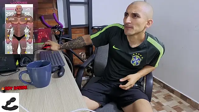 Marck Muscle online show from April 13, 11:42 pm