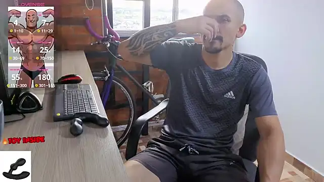 Marck Muscle online show from May 26, 10:19 pm