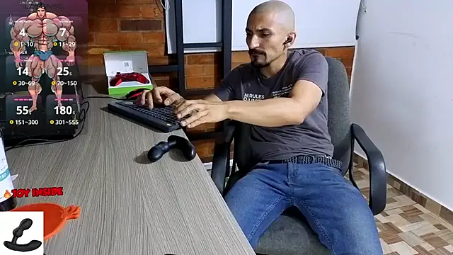 Marck Muscle online show from December 18, 2:16 am