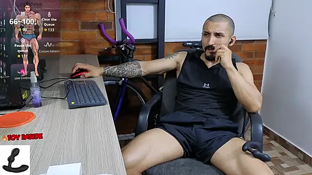 Marck Muscle online show from October 30, 1:15 am