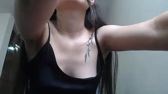 Snapshot of Karla_sweed chatting on October 28, 10:09 pm Karla sweed online show from October 28, 10:09 pm