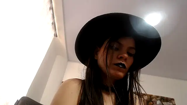 Karla sweed online show from January 31, 9:13 pm