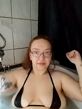 Isabella Geney online show from April 4, 12:34 pm