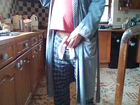 Snapshot of jakjak106 chatting on September 23, 7:37 am jakjak106 online show from September 23, 7:37 am