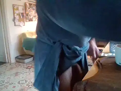 Snapshot of jakjak106 chatting on December 12, 9:40 am jakjak106 online show from December 12, 9:40 am