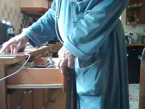 Snapshot of jakjak106 chatting on September 26, 7:37 am jakjak106 online show from September 26, 7:37 am