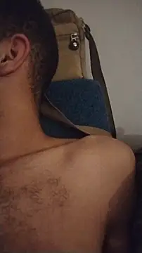 Snapshot of UncutToyBoy23cm chatting on February 22, 10:09 pm UncutToyBoy23cm online show from February 22, 10:09 pm