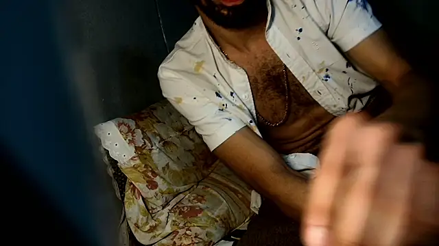 UncutToyBoy23cm online show from June 18, 6:56 am