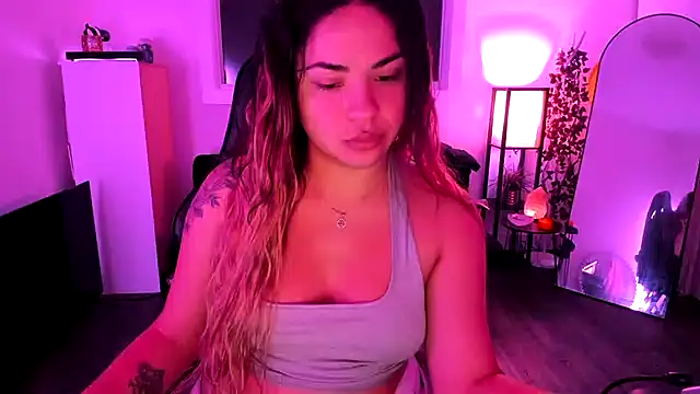 MelSaunders online show from November 22, 1:37 am