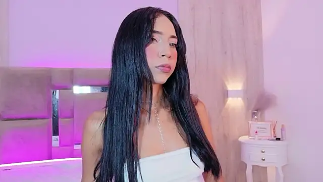 AbrilBrent online show from February 25, 8:19 pm