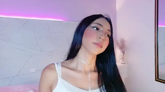 AbrilBrent online show from November 4, 7:50 pm