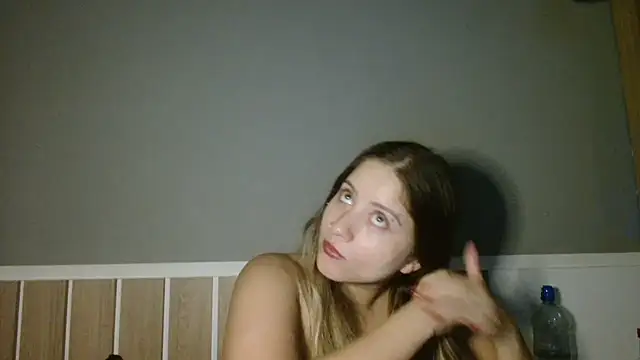 Snapshot of 520_Loirex_741 chatting on March 18, 3:02 am 520 Loirex 741 online show from March 18, 3:02 am